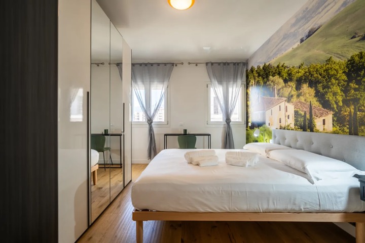 Camera matrimoniale, Novoli Elite Suites, Firenze